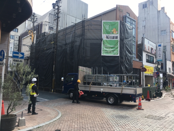 2E30F2AE-4FC9-4AFF-AC27-68481F04EE32